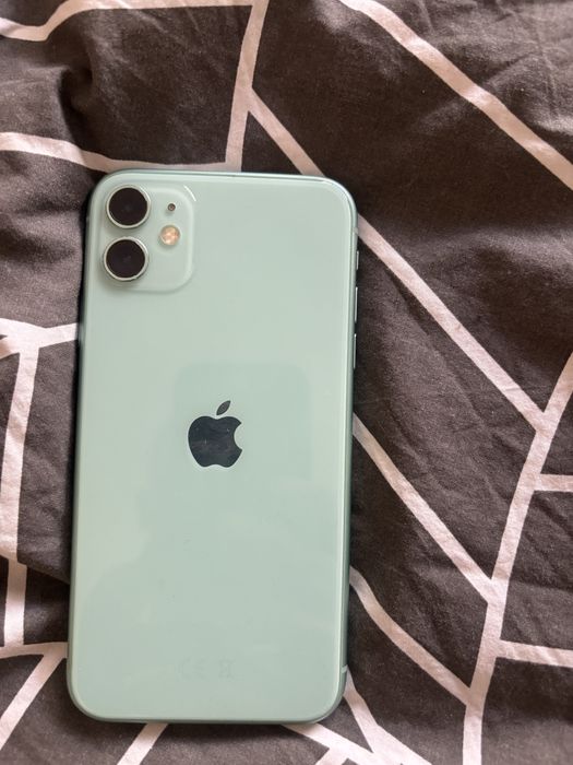 Iphone 11 запазен