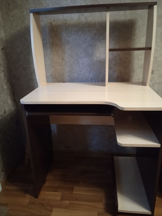 Компьютерный столик с тумбой