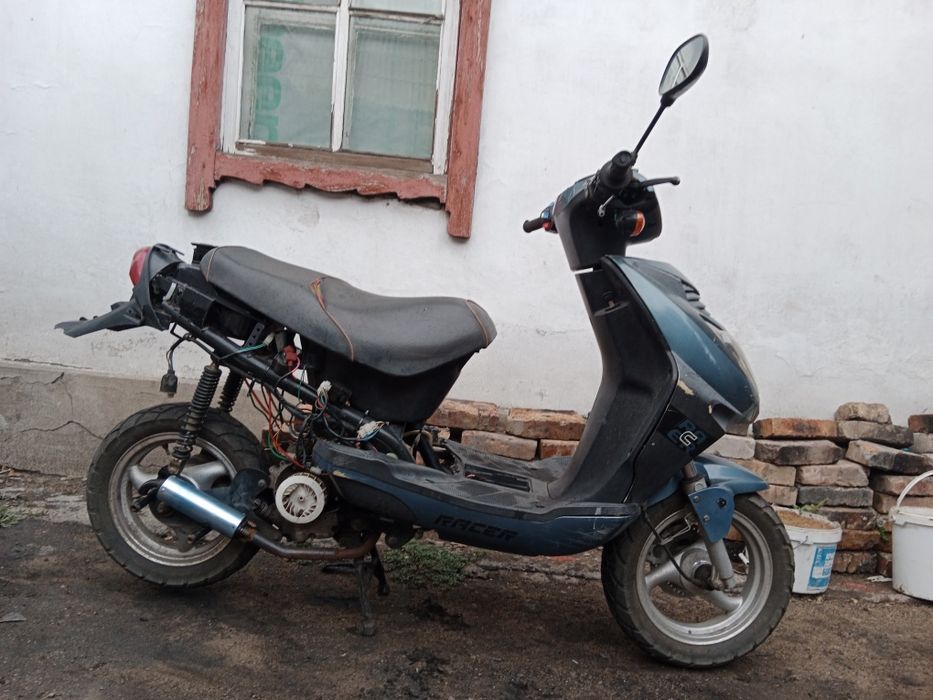 Продам скутер 80куб.