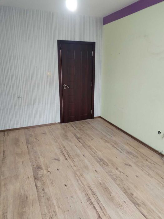 Продава се Многостаен апартамент в Стара Загора, Център - 75 кв.м за 1094 €/кв.м - Снимка #2