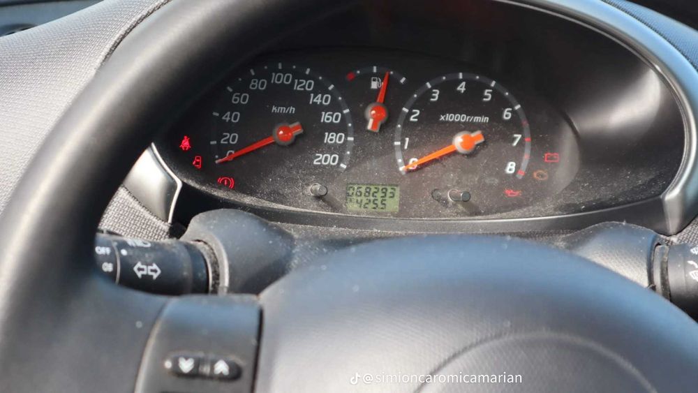 Se vinde Nissan Micra