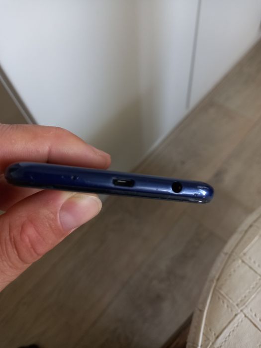 Телефон смартфон Samsung a10