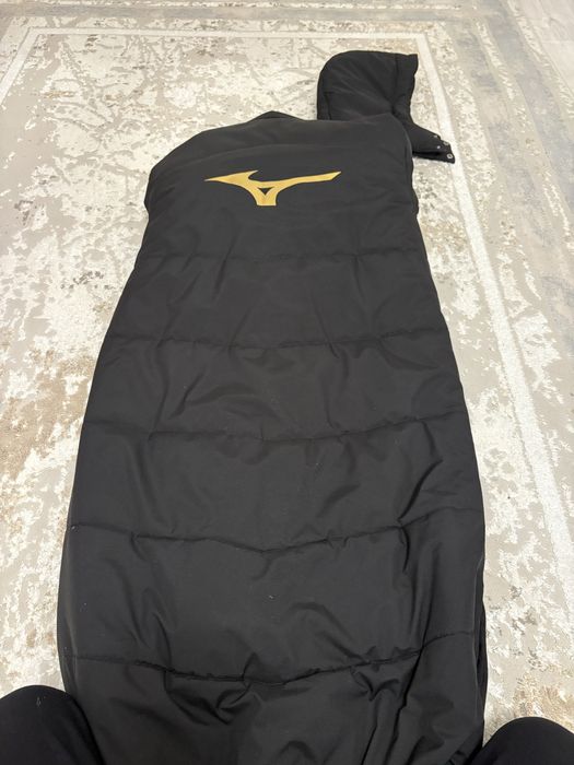 Куртка мизуно оригинал
