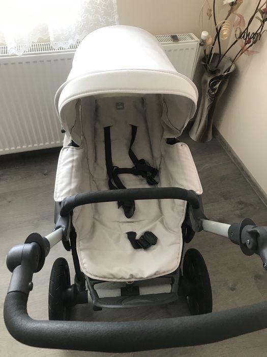 Количка за бебе 3в1
