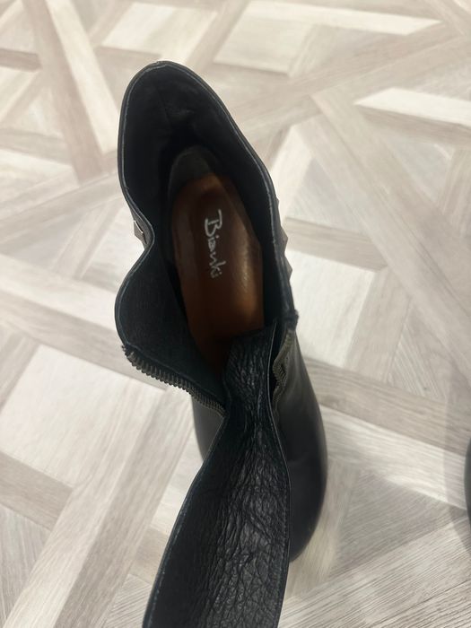 Естествена кожа боти с ток