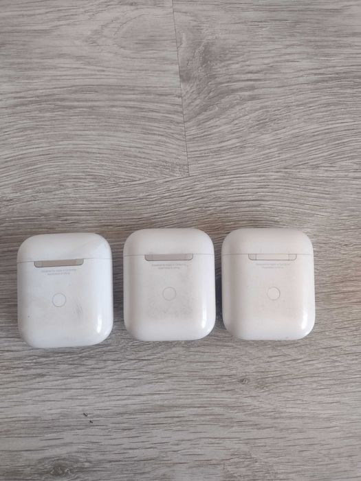 Apple Airpods Wireless Charging Case зарядна кутия A1938