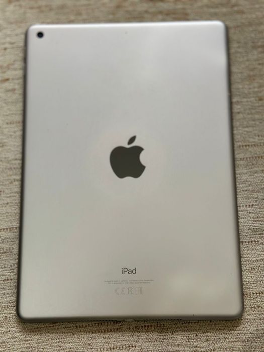 Ipad 6 хорошее состояние