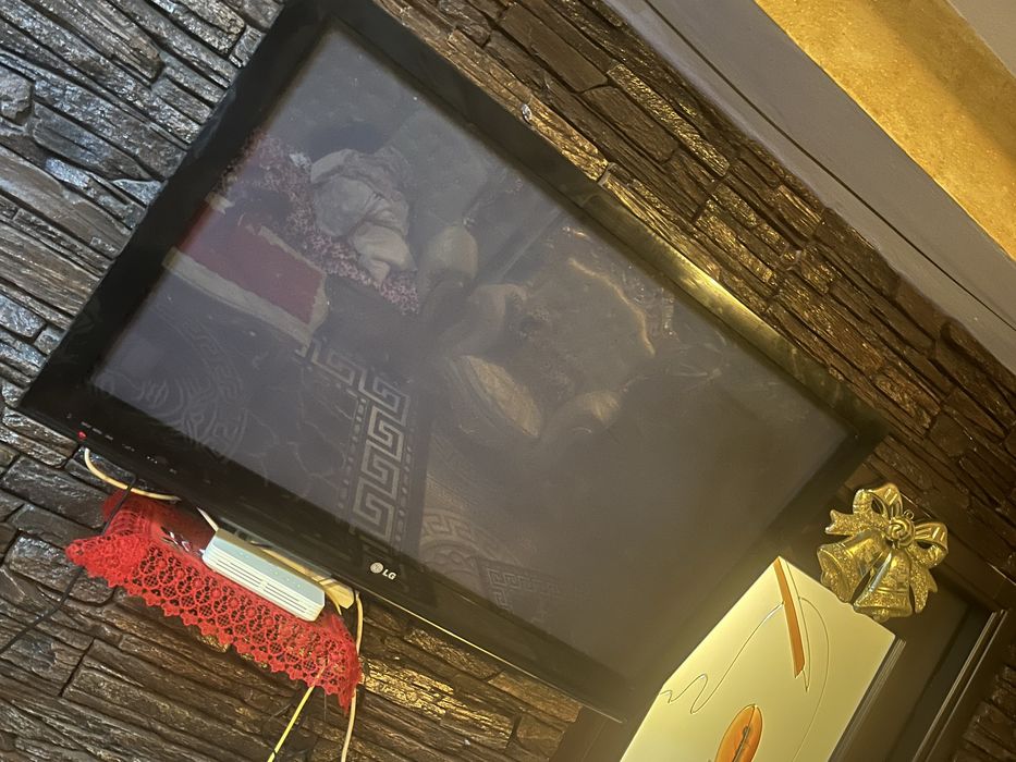 televizor plasma LG 42PQ2000