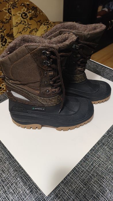 Детски ботуши/апрески