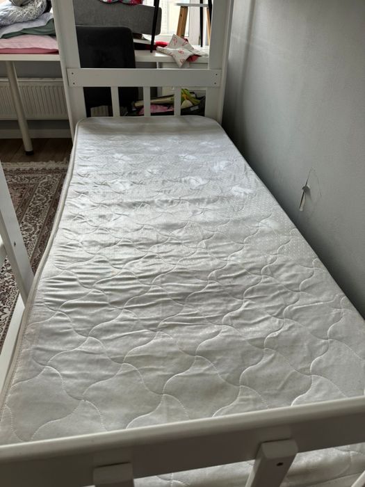 Двухъярусная детская кровать