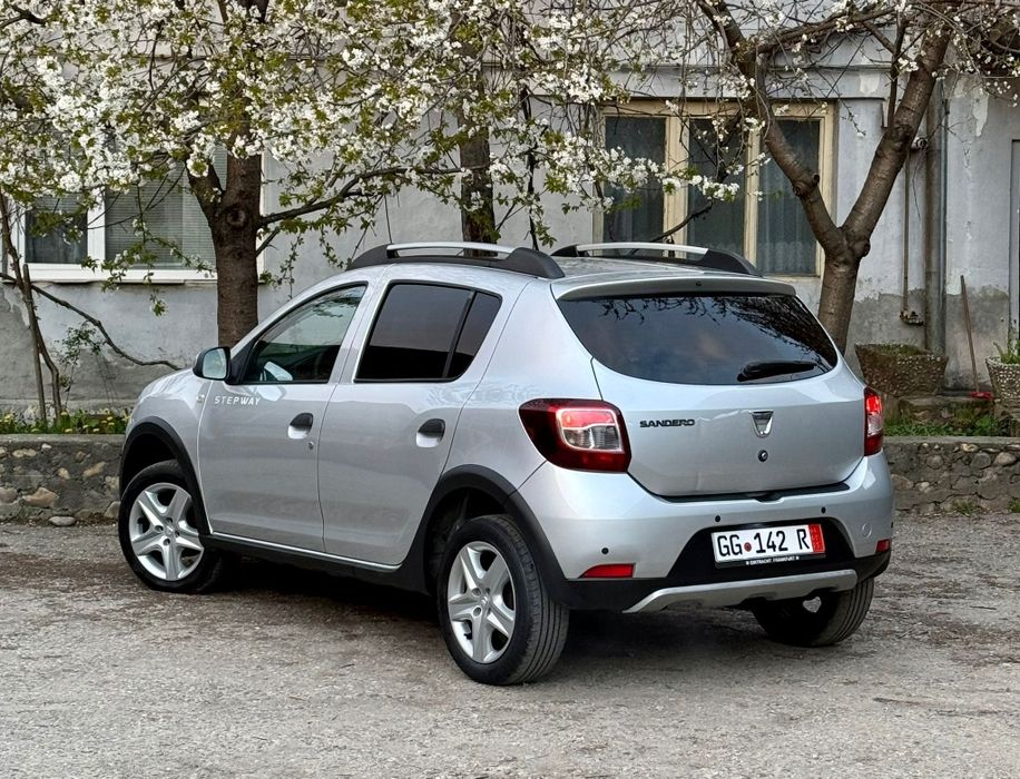 Dacia Sandero STEPWAY / 1.5 dCi / Navi
