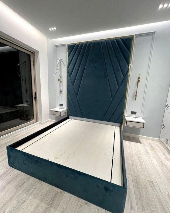 Кровать матраси шкаф шкаф купе кухня