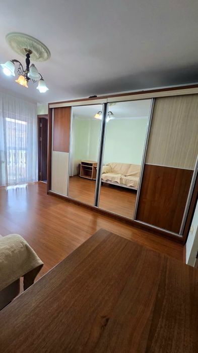 Direct Proprietar P+2E | 427 mp construiți | 10 camere | 5 băi | 3 bucătării | Teren 314 mp | Sector 1
