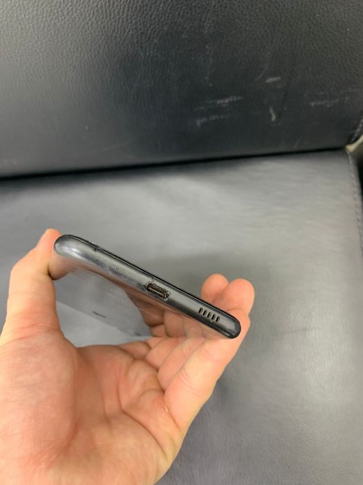 Самсунг а11 в отличном состоянии