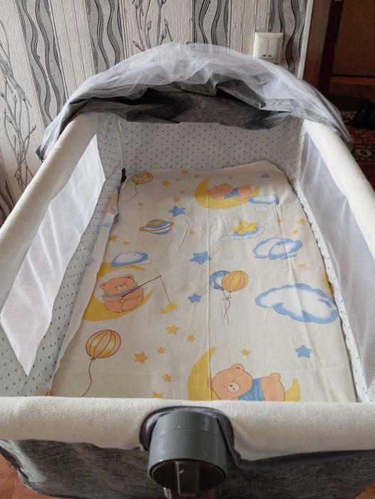 Детская кроватка - люлька