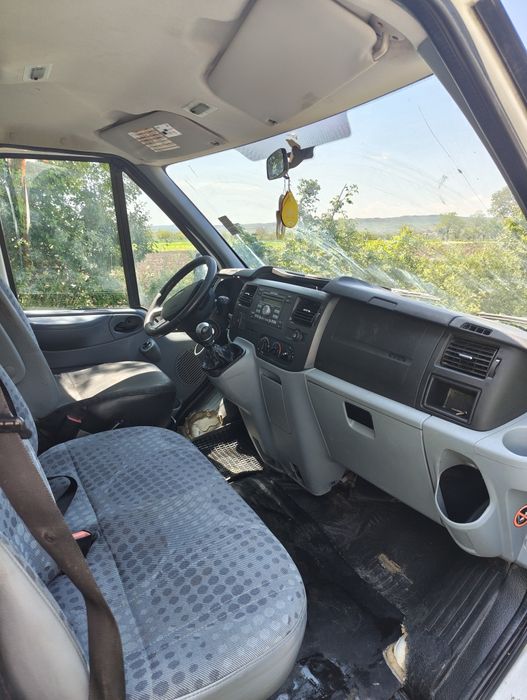 Ford Transit Doka 6 Locuri - 2.2 Diesel - 125 CP - 2013