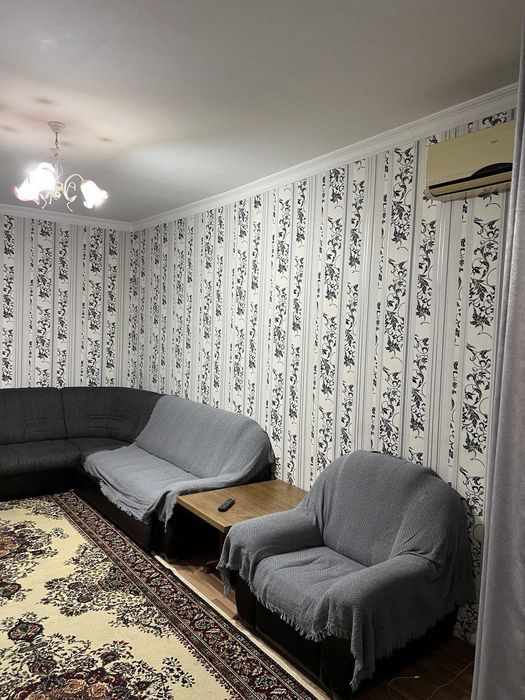 Срочно ЮНУСАБАД -15 метро Туркистон 1 комнатная квартира с обстановкой