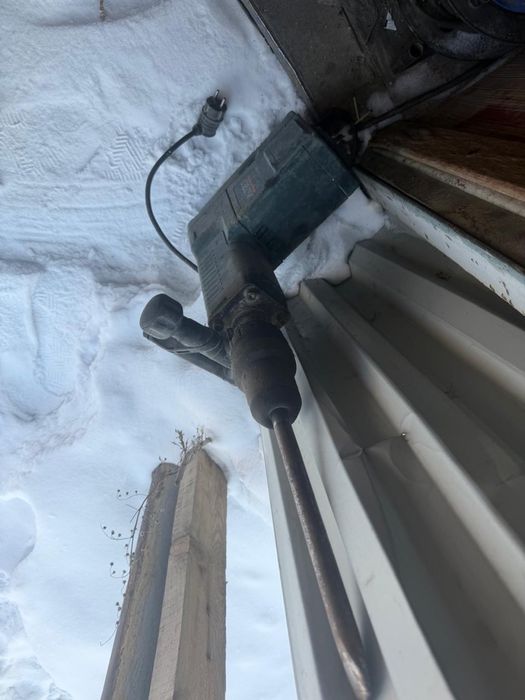 Продам отбойник 2шт