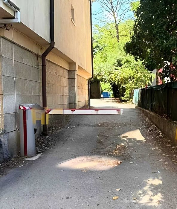 Продава се Офис в София, Витоша - 112 кв.м за 3572 €/кв.м - Снимка #8