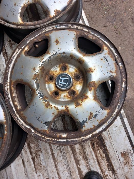 4ри бр железни джанти 17цола 5×114,3; ет.45; 64.1мм,оригинални Хонда