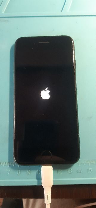 AppleIphone 7, pentru recarosare - citeste anuntul