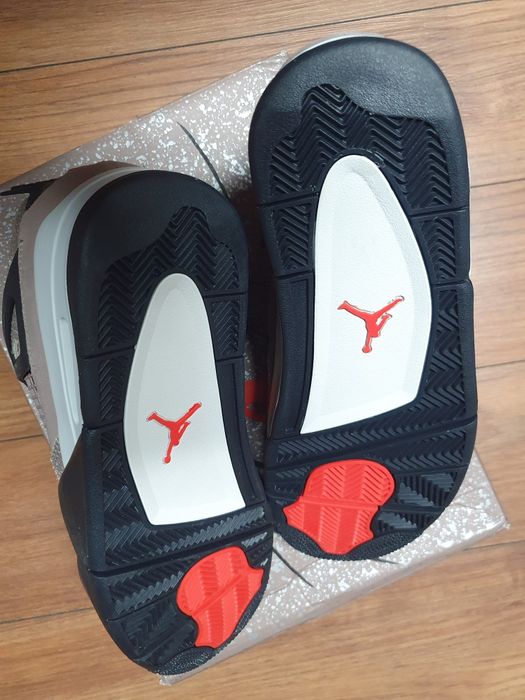 Jordan 4 retro "Taupe Haze"