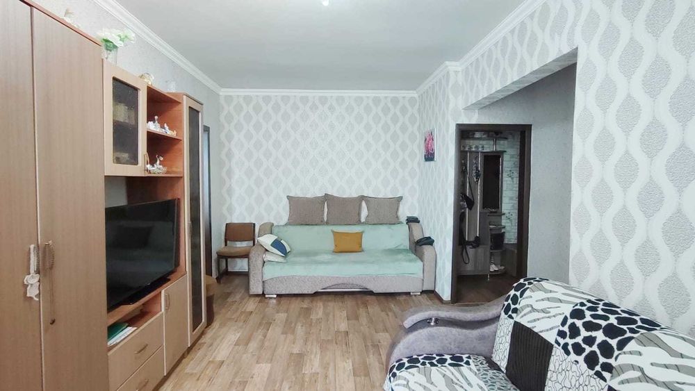 *Продам 2 комн квартиру ул. Белинского ДК Майкудука. ТОРГ