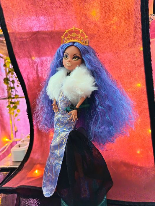 Monster High кукла