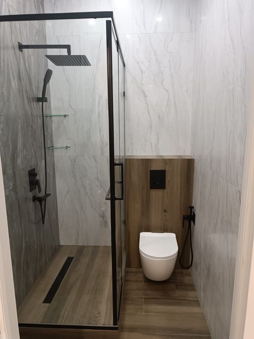 Сантехник, Кафельщик