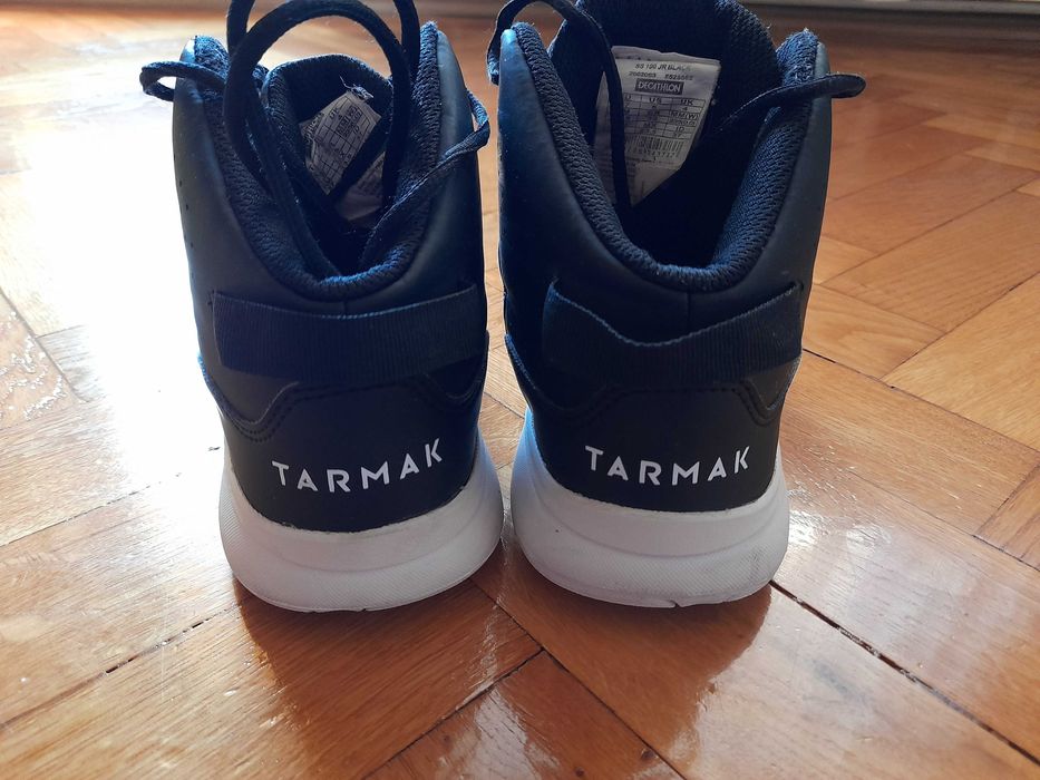 Ghete baieti pt baschet Tarmak marimea 37