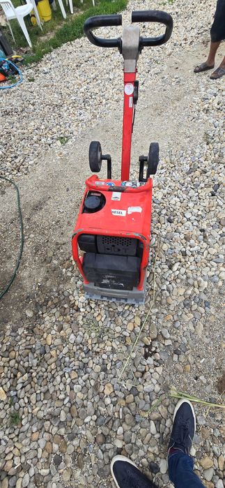 Placa vibratoare reversibila Ammann APR 22/40 HA (Diesel Hatz) - An 2021, 127 kg