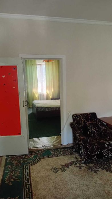 Юнусабад11, 2/4/4 Продаётся не торец, ор-р Мегапланет