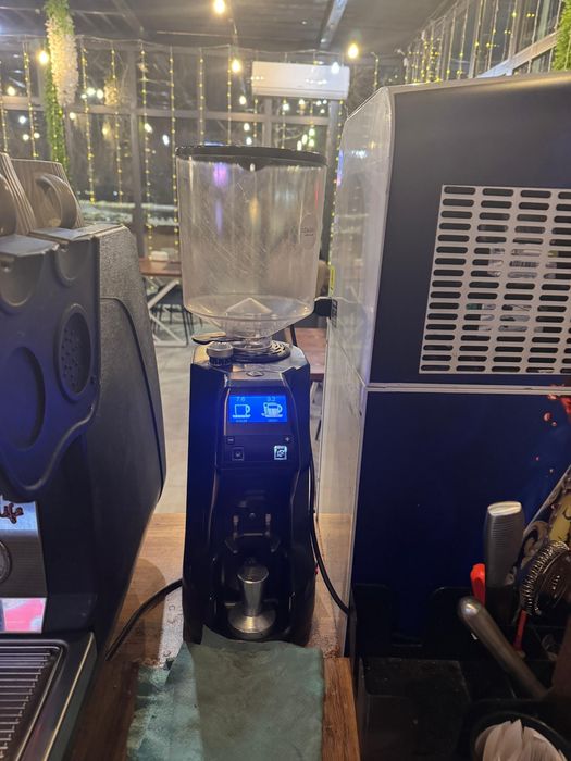 Кофе машинка simoneli