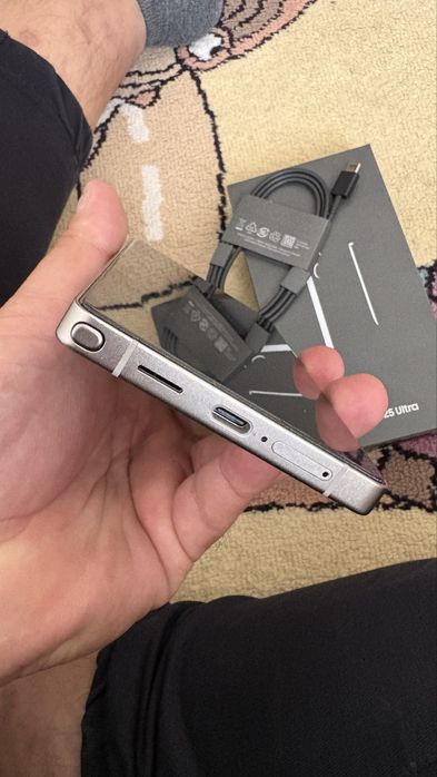 Самсунг S 25 Ultra