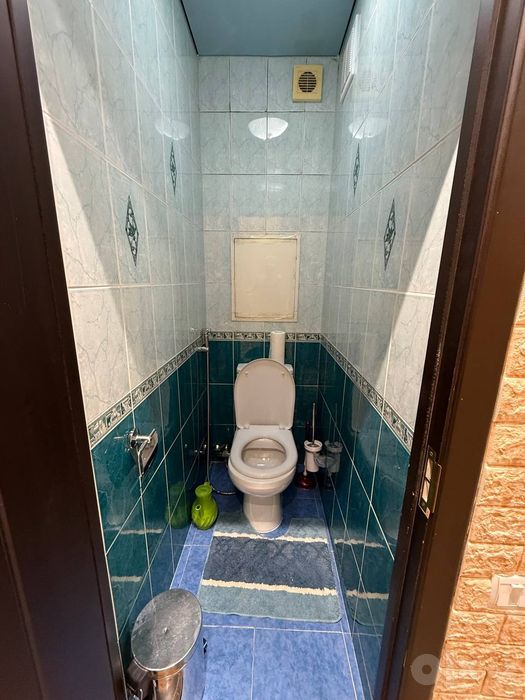 Algaritm Zarhal yonida ijaraga uy beramiz 3 xona + hovli