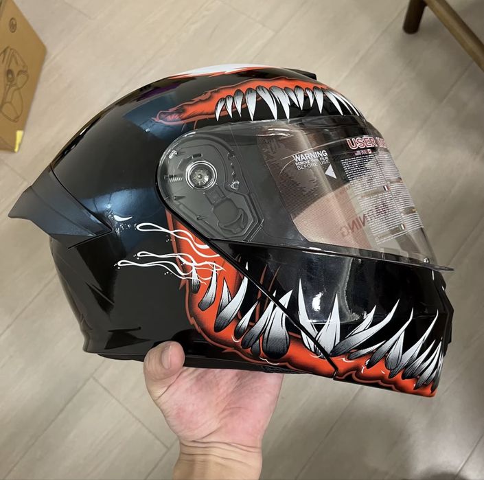 Aksiya-50% shoshilng Moto Shlem: venom , razmer:uneversal sfat:100%