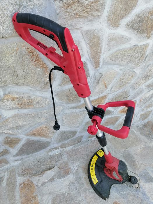 Продавам тример за косене