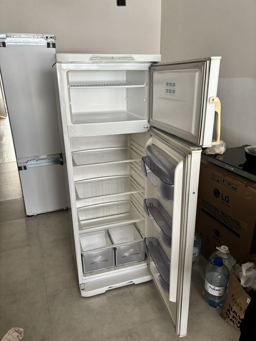 Холодильник Бирюса 135