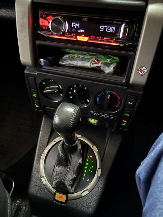 Продава Ленд ровър Фрилендър