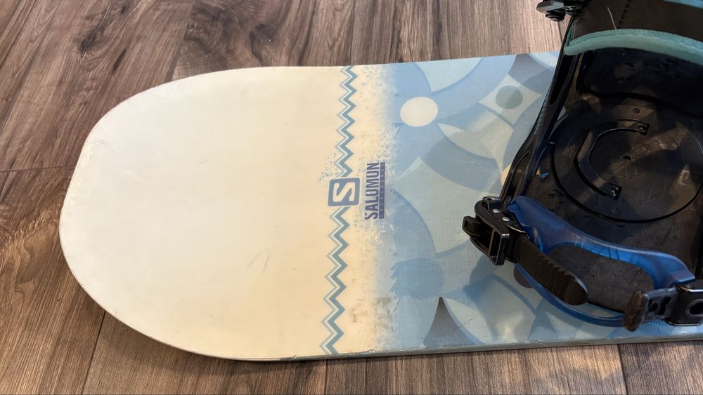 Snowboard Salomon Liberty XXS 135cm + legaturi Salomon
