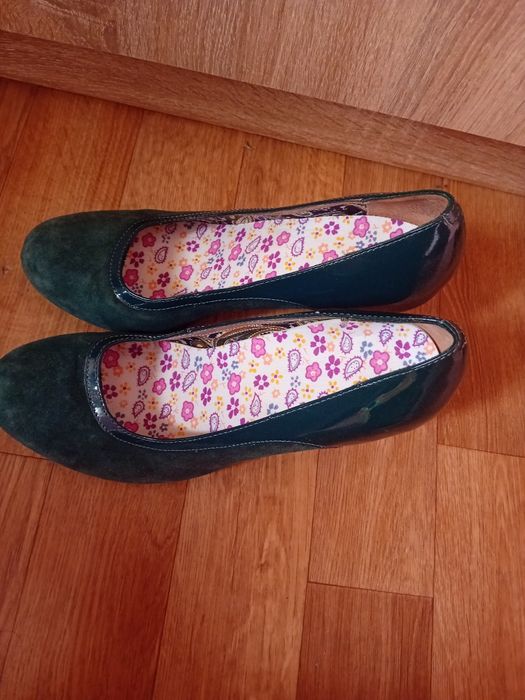 Зелени токчета..