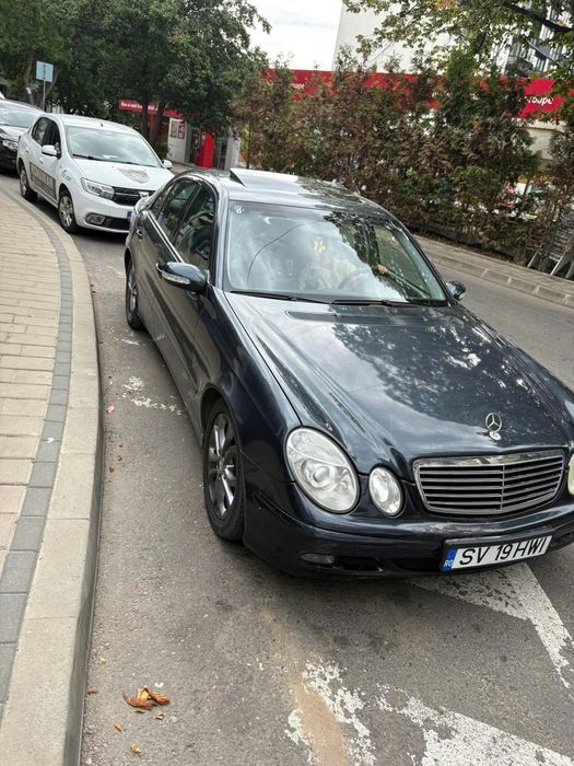 MERCEDES-BENZ E-Class 2003 — imagine 4