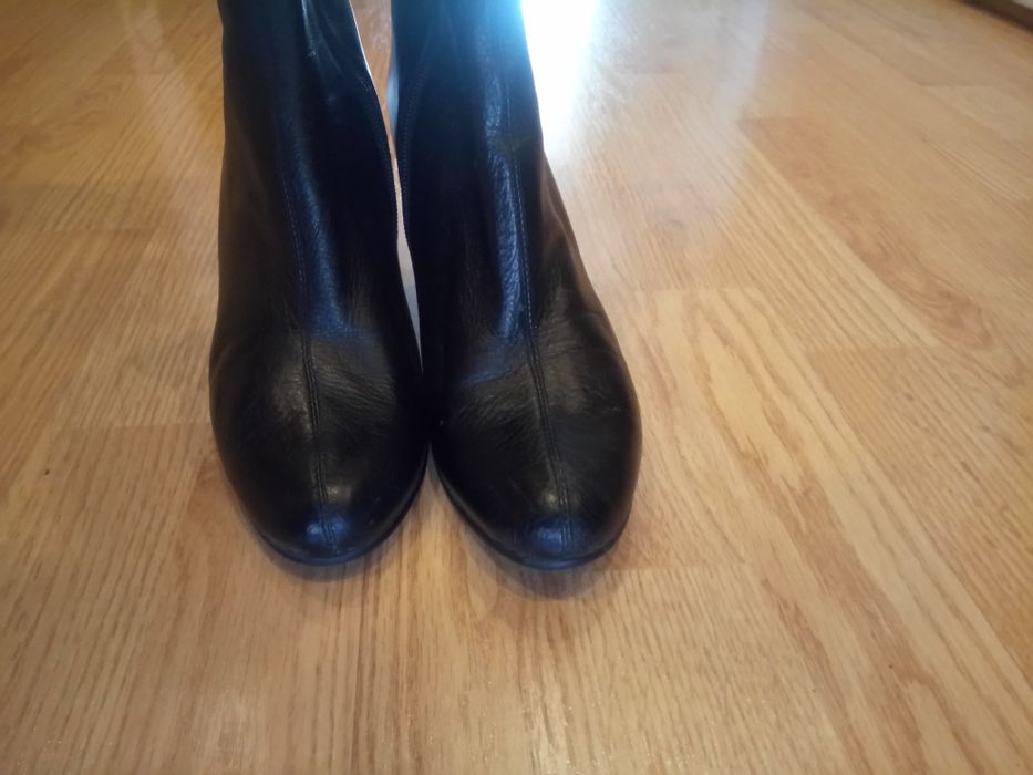 Продаю сапоги Basconi