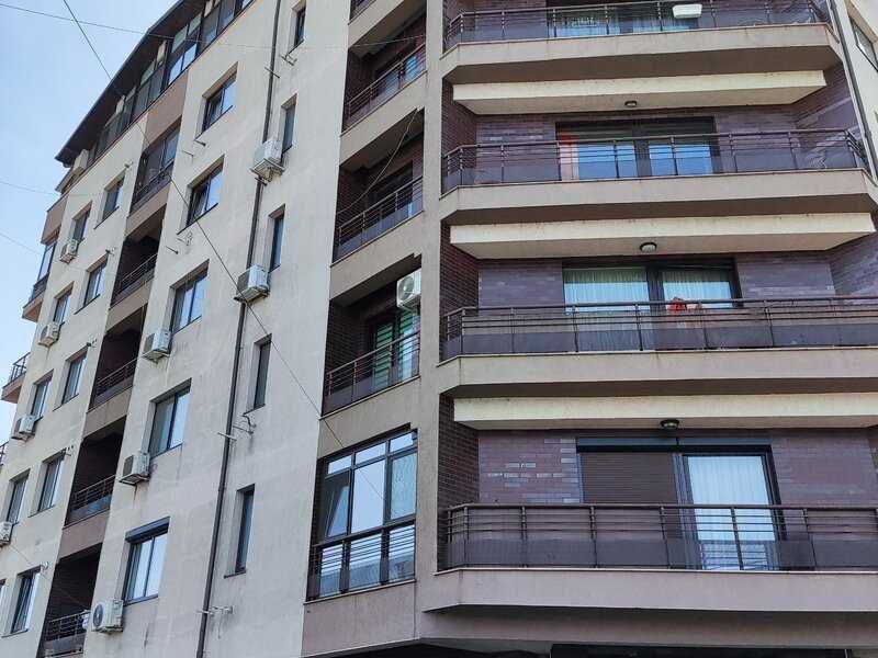Inchiriere ap. 2 camere - Damaroaia (Pta. Presei-Herastrau) - 78mp