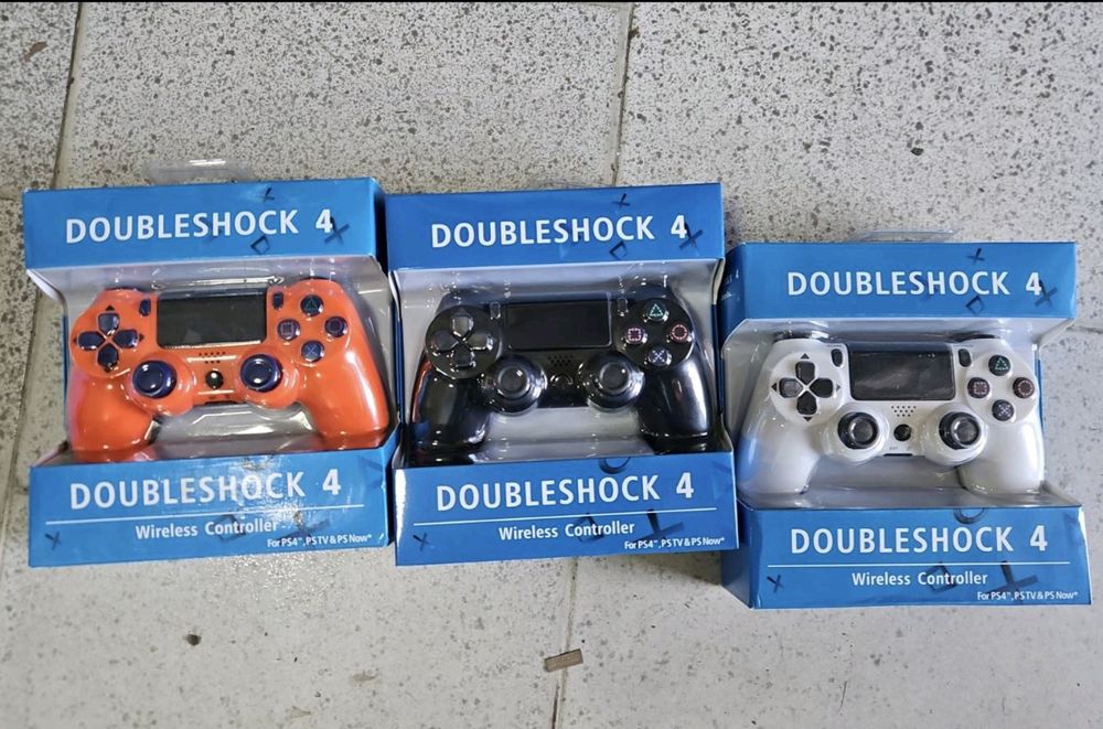 Безжичен джойстик за PLAYSTATION 4 с DUALSHOCK 4 ПС4 /PS4 НОВ