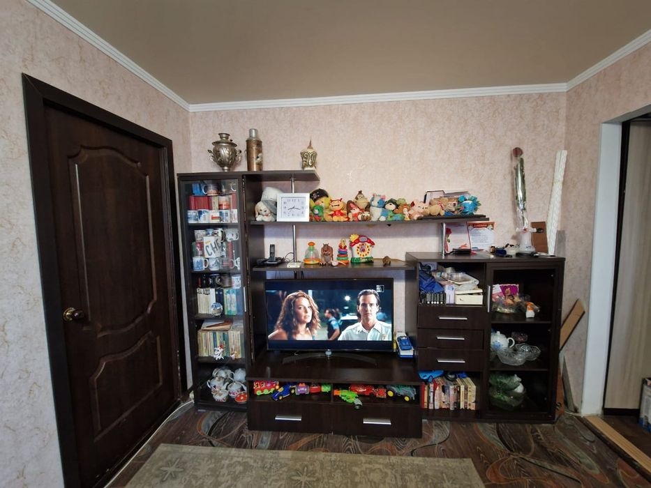 Продам 3 к.кв р-он прс.Абая