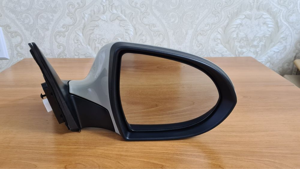 Продам зеркало на Киа