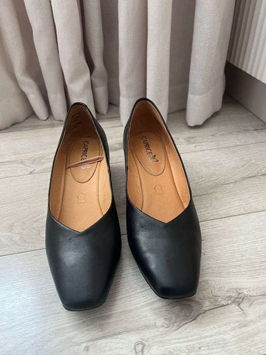 Продам туфли женские