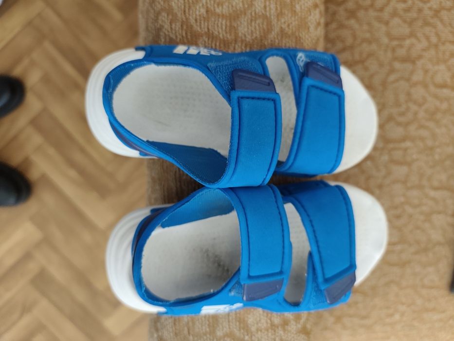 Сандали  за момче Adidas.