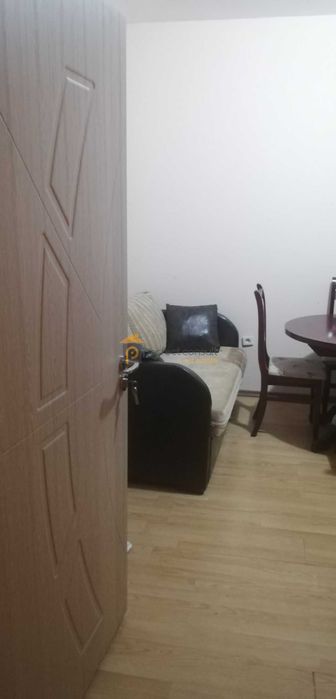 Дава се под наем Тристаен апартамент в Пловдив, Христо Смирненски - 100 кв.м за 400 € - Снимка #2